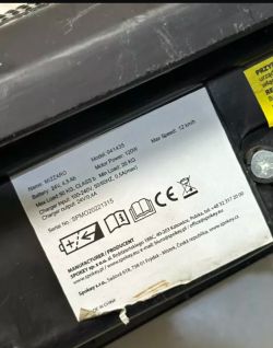 Hulajnoga 24 V - ładowanie akumulatorów ładowarką 12 V. Spięcie równoległe i szeregowe