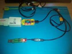 Prosty mini test kabli USB. Prosty mini test kabli USB.