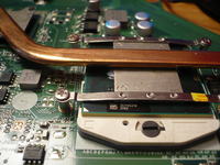 Wystający rdzeń procesora spod radiatora - jak zaradzić