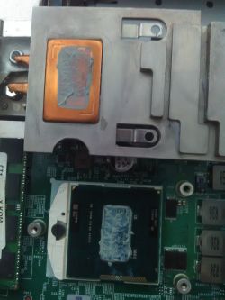 Test past termoprzewodzących AAB TG2 PK012 vs Arctic MX-2 w laptopie MSI GT 683