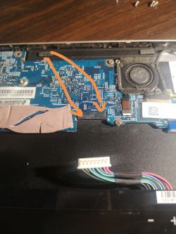 Bateria laptopa, brak ladowania baterii, laptop działa tylko na kablu