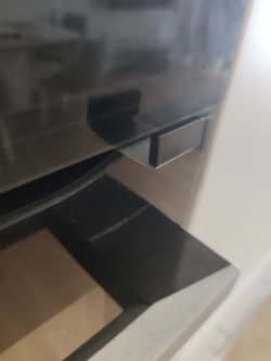 Jak odblokować mechaniczną blokadę drzwi w Electrolux EOA5751FOX?