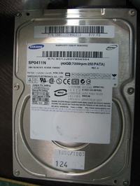 Samsung SP0411N - dane wracają po restarcie, awaria elektroniki? Jak naprawić?