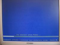 Hyundai L70N problem z kolorem czarnym i innymi