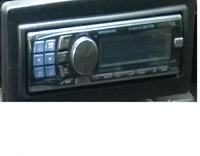 Jak podłączyć głośniki do wzmacniacza w aucie? Przód gra, tył szumi