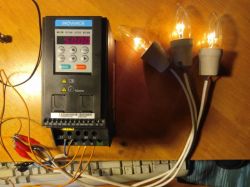 Obciążenie rezystancyjne i użytkowanie falownika MD200S0.75B-INT INOVANCE na 1/10 mocy