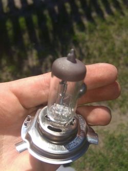Honda Civic VI 98: How to Remove & Replace Low Beam Bulb with Metal Coating - Tips & Advice Honda Civic VI 98: How to Remove & Replace Low Beam Bulb with Metal Coating - Tips & Advice