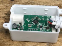 Interior of a Cheap LED Controller with WiFi Interior of the LED controller with a microphone and TRS6260S1 chip.