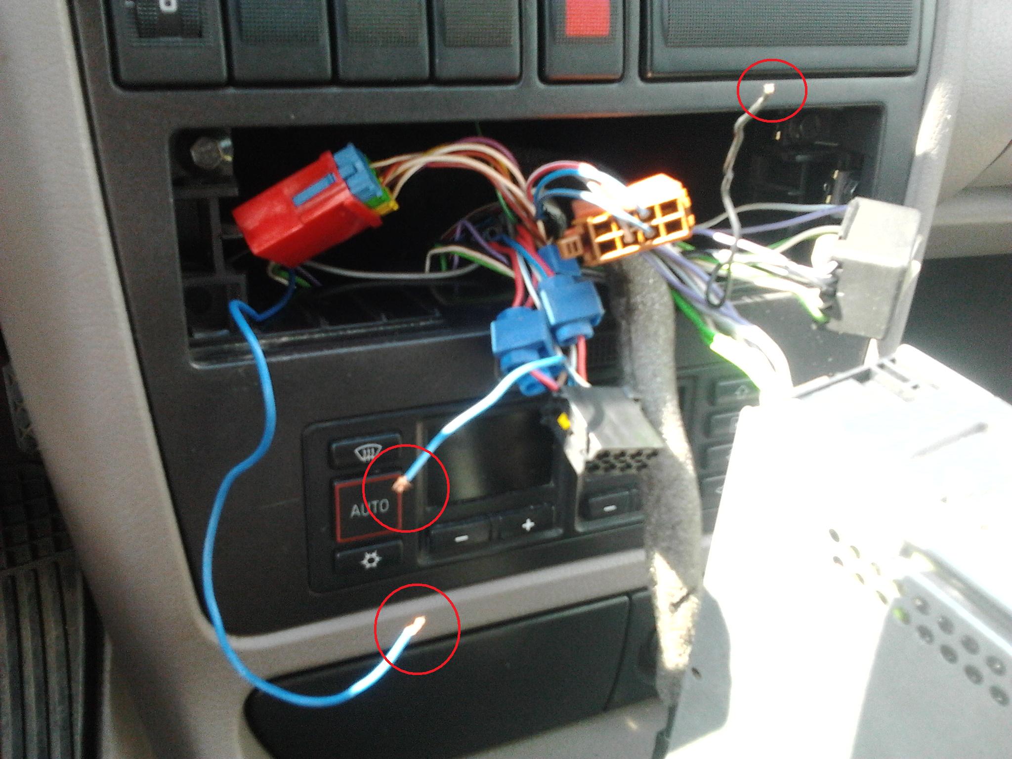 Audi A4 B5 Gdzie podłączyc pourywane kable od radia? Nie