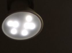 Mój sposób na naprawę lampy LED Mój sposób na naprawę lampy LED