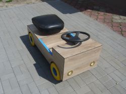 Creating a DIY Battery-Powered Toy Car Using DeWalt 12V Screwdriver: Mechanic's Insights Needed