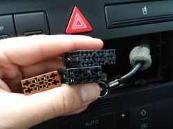 Audi A3 8L - Podłączenie subwoofera przez przejściówkę