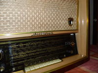Jak odrestaurować radioodbiornik BEETHOVEN II? Zerwana linka FM, brudny środek