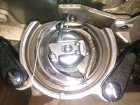 Łucznik Olga - igła nie łapie dolnej nitki po wymianie, co robić?