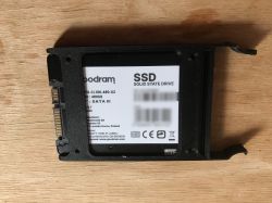Obudowa pod miniserwer oparty na Banana PI M1+ i dysku SSD 2.5" Obudowa pod miniserwer oparty na Banana PI M1+ i dysku SSD 2.5"
