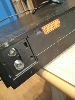 Jak podłączyć odtwarzacz kaset VHS?!