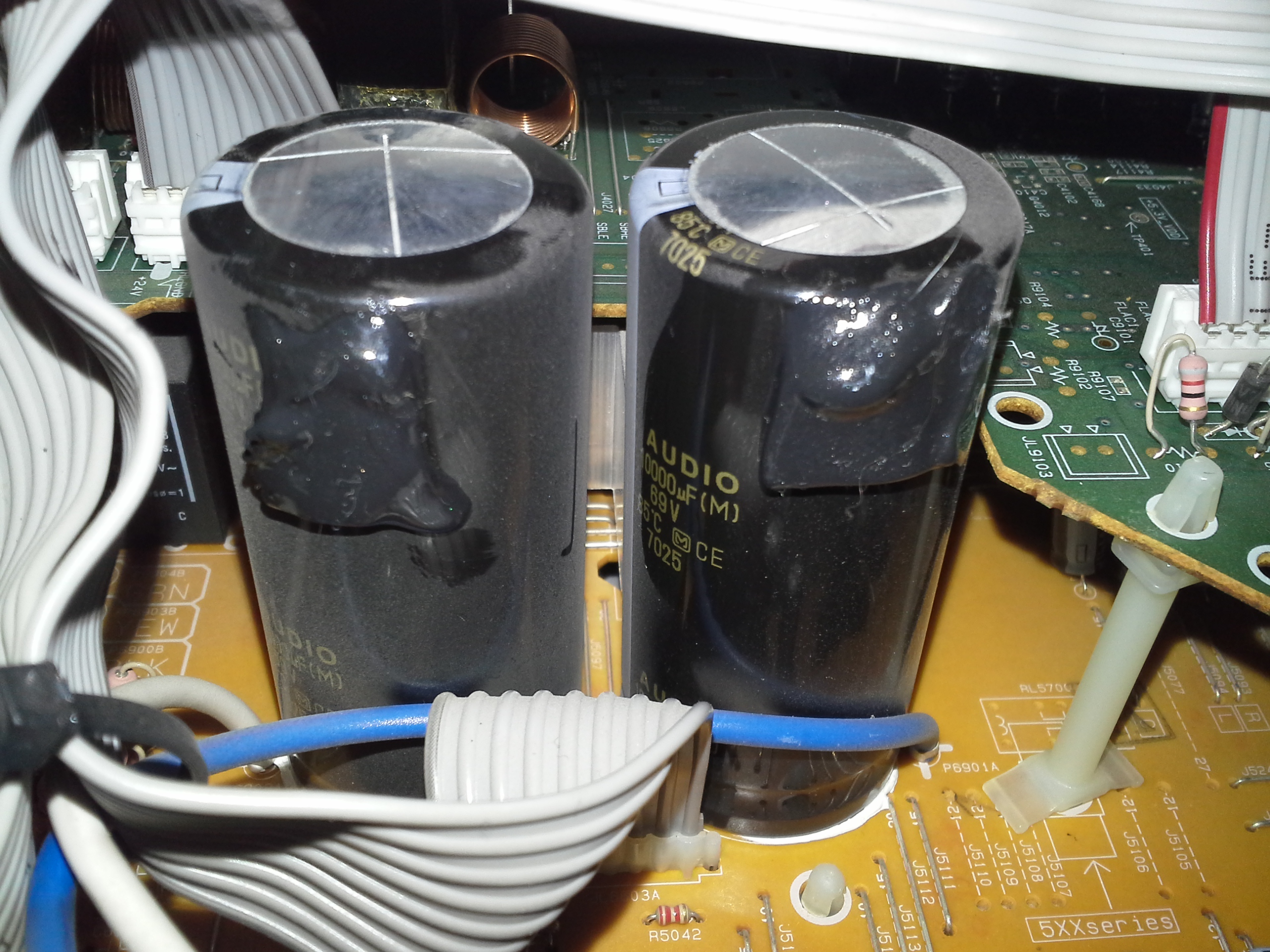 ONKYO HT-R508 - Opłacalność naprawy spalonych końcówek mocy i kondensatorów