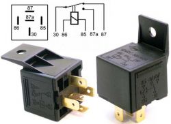 - Podłączenie przekaźnika świateł pozycyjnych trajka.