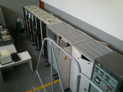 Rozwój i miniaturyzacja elektroniki.