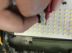 Interior, failure rate and construction of a 50W outdoor LED floodlight with motion sensor