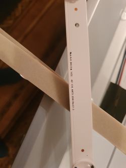 LG 43LH630V ZJ - ciemnoniebieski obraz, przyczyna? Diody podświetlenia?