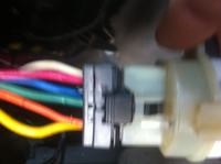 KIA Sorento 2005 - Schemat rozrusznika , przekaznika , stacyjki ,skrzynki rozru.