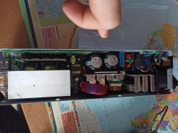 Zasilacz Artesyn 7001138 - Nie uruchamia się zasilacz, słychać syczenie