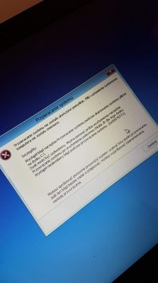 Padł mi nagle Windows 8 w laptopie podczas aktualizacji , i moje zdjecia :(