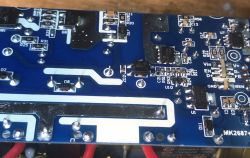 PCB of QC USB LDNIO SEW3452 Power Strip Close-up of the PCB of the QC USB LDNIO SEW3452 power strip with visible electronic components.