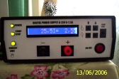 Zasilacz sterowany cyfrowo 0-25,5V 0-2,55A