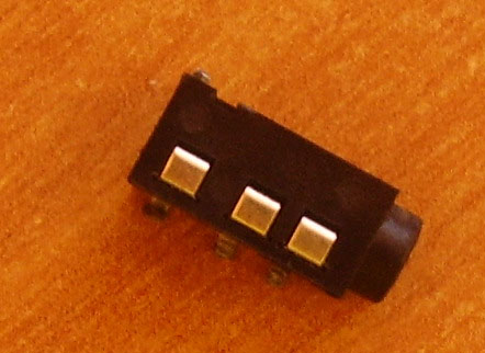 MP3 moore - gniazdo jack - jak to rozłożyć ?