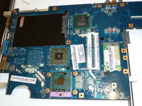 Lenovo 550g - Jak zlokalizować kość BIOS na płycie głównej?