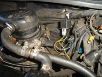 Golf mk2 1.8RP - dziwne działanie pompy paliwa przy włączaniu świateł