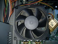 Jak zdjąć chłodzenie procesora i wymienić pastę termoprzewodzącą?