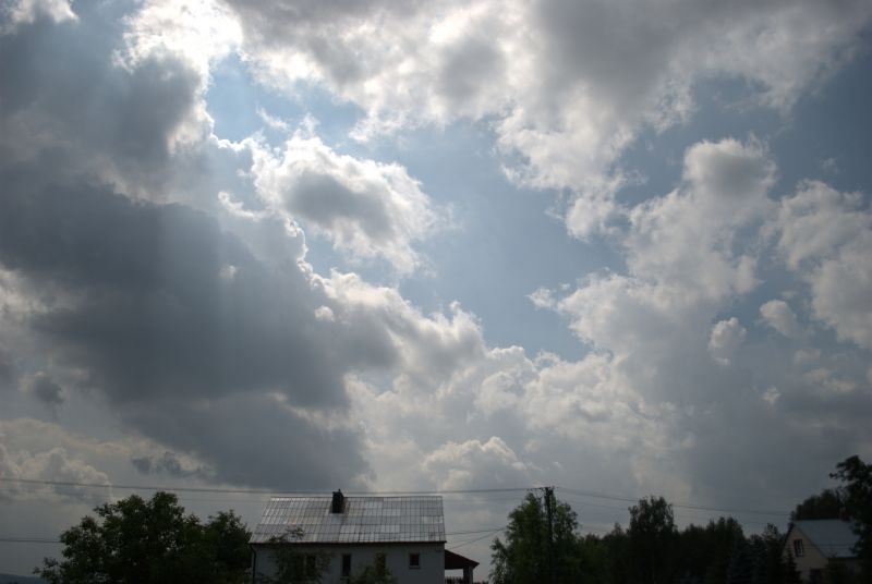 Nikon D3000 i AF-S NIKKOR 18-55mm - wszystkie tryby oprócz portretu prześwietlają zdjęcia