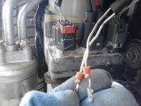 Mazda 3 2006 - Jak podłączyć przewody wspomagania po wymianie kostki?