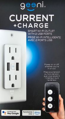 Geeni Current + Charge Outlet with USB Packaging of Geeni Current + Charge outlet with USB ports.
