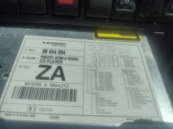 Wyszukiwanie kanałów w radiu Blaupunkt - problem z przyciskiem wyszukiwania