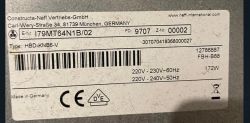 Etykieta produktu NEFF ze specyfikacjami technicznymi i numerami seryjnymi
