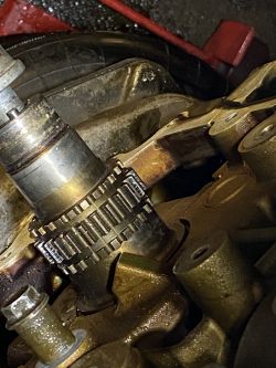 Kia Venga 1.4 CVVT - jak wymienić zębatkę wału korbowego?