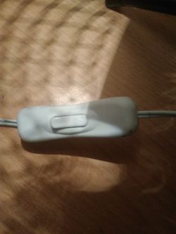 Nietypowa lampka dekoracyjna z mikrofonu DIY Nietypowa lampka dekoracyjna z mikrofonu DIY