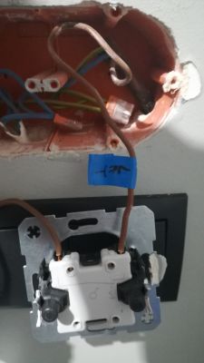 How do I connect the YLAI002 module to the switch? Cable connection problem.