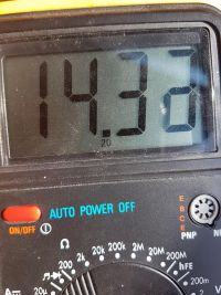 Peugeot 307 - Resistor from the supply cables began to heat up.