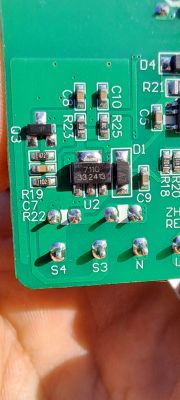 How do I reduce the relay trip time on the Tuya gate controller?
