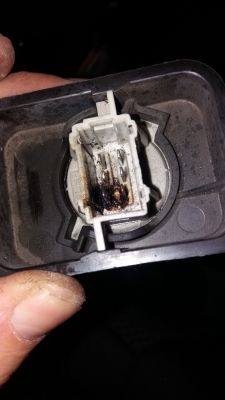 Opel Zafira B - Przegrzewanie rezystorów klimy manualnej, ryzyko pożaru