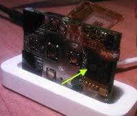 iPod shuffle gorący przy próbie ładowania, nie ładuje