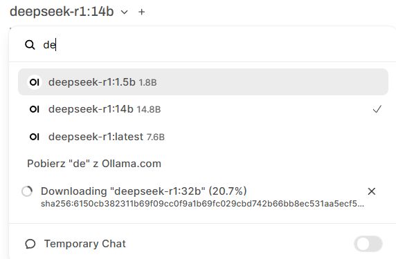 Deepseek-r1 Model Download Interface in Ollama Deepseek-r1 model download panel in Ollama interface