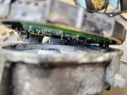 Peugeot 508 - Bosch 1 397 220 614 - sterownik wycieraczek