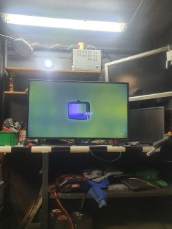 LG 43LH630V ZJ - ciemnoniebieski obraz, przyczyna? Diody podświetlenia?