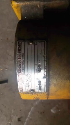 Jak podłączyć hamulec w silniku EBERHARD BAUER D-7300 Esslingen Jak podłączyć hamulec w silniku EBERHARD BAUER D-7300 Esslingen